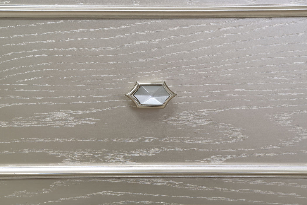 Evangeline Dresser With Mirror - De Avenue Furniture
