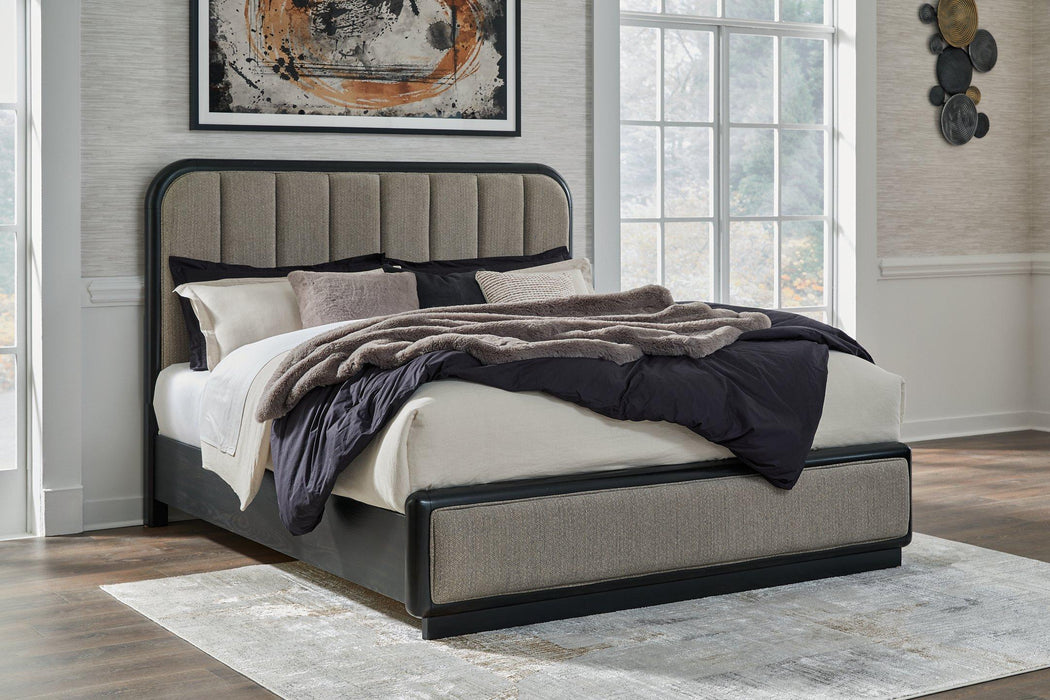 Rowanbeck Upholstered Bed - De Avenue Furniture