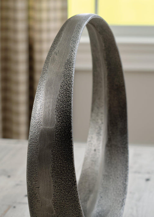 Ryandale Sculpture (Set of 2) - De Avenue Furniture