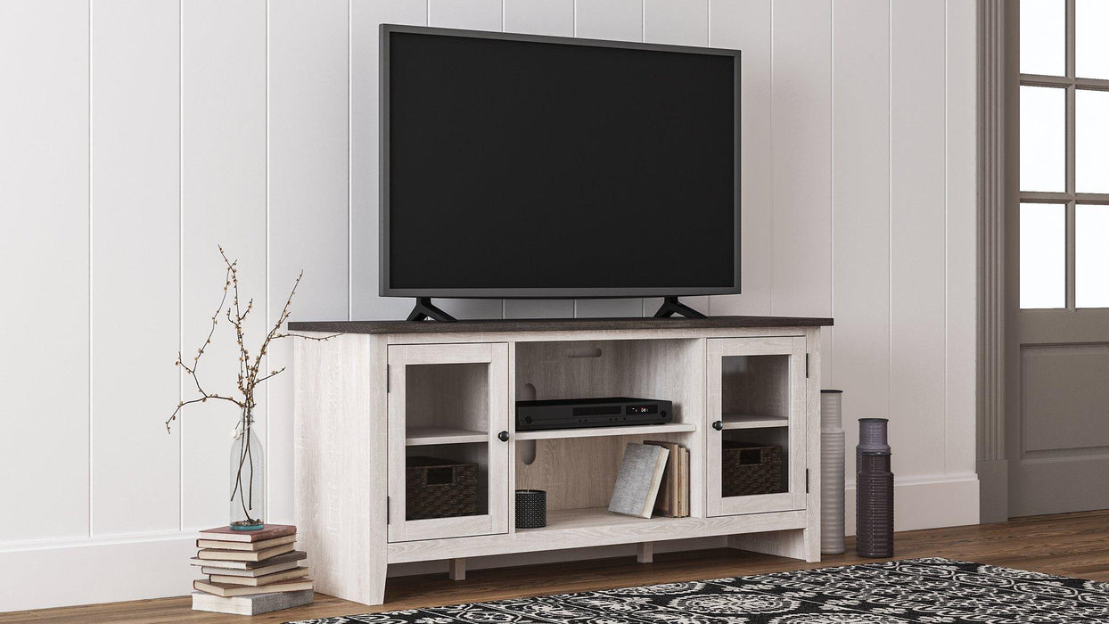 Dorrinson 60" TV Stand with Electric Fireplace - De Avenue Furniture