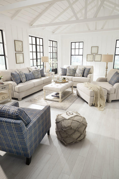 Traemore Loveseat - De Avenue Furniture