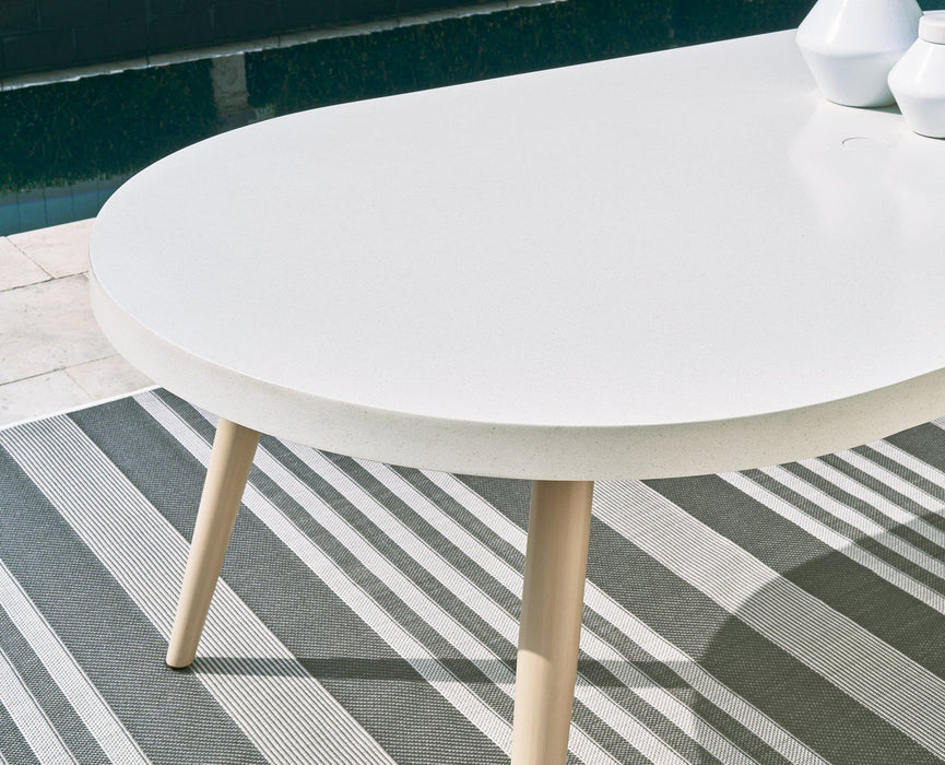 Seton Creek Outdoor Dining Table - De Avenue Furniture
