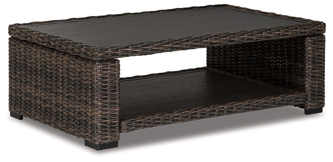 Grasson Lane Outdoor Occasional Table Set - De Avenue Furniture