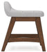 Lyncott Home Office Set - De Avenue Furniture