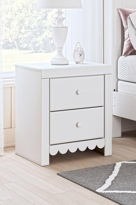 Mollviney Nightstand - De Avenue Furniture