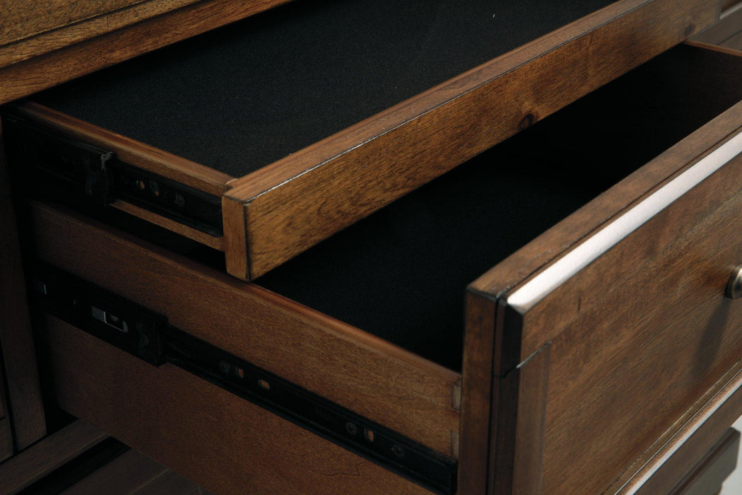 Flynnter Dresser - De Avenue Furniture
