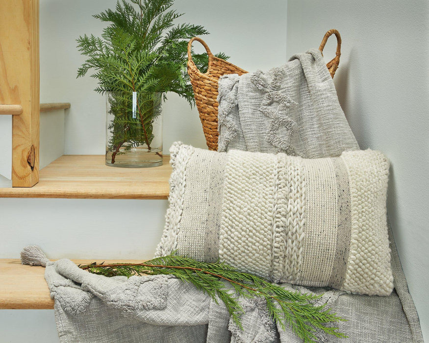 Standon Pillow (Set of 4) - De Avenue Furniture