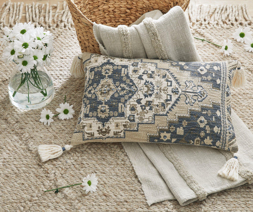 Winbury Pillow (Set of 4) - De Avenue Furniture