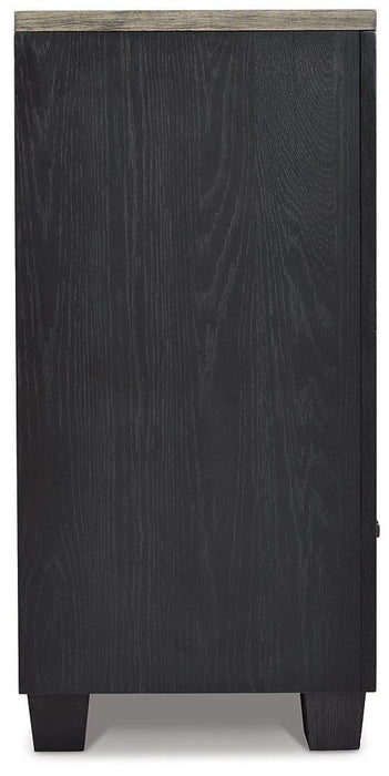 Foyland Dresser and Mirror - De Avenue Furniture