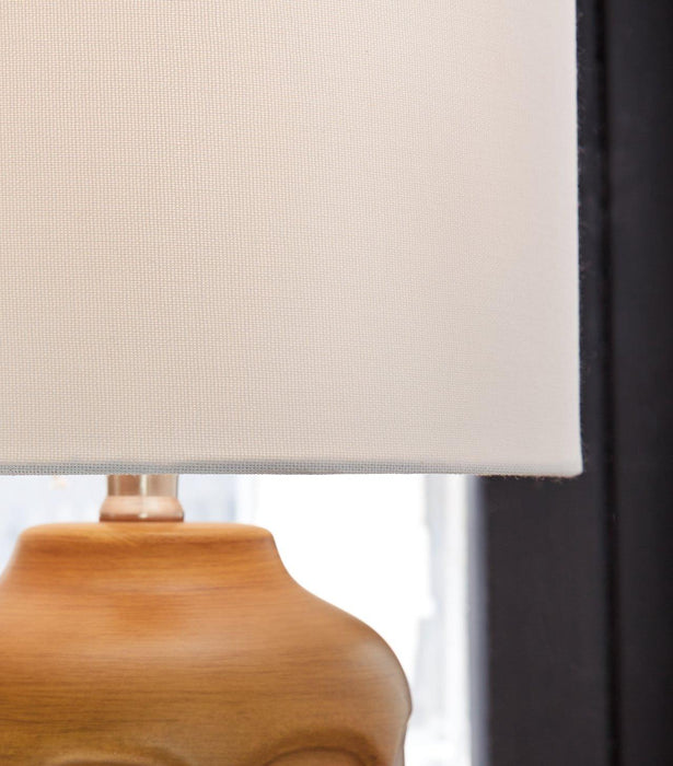 Gierburg Table Lamp - De Avenue Furniture