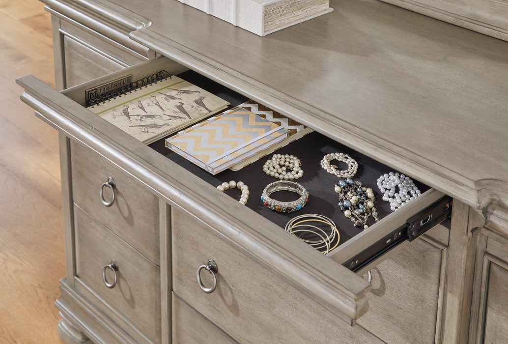 Lexorne Dresser and Mirror - De Avenue Furniture
