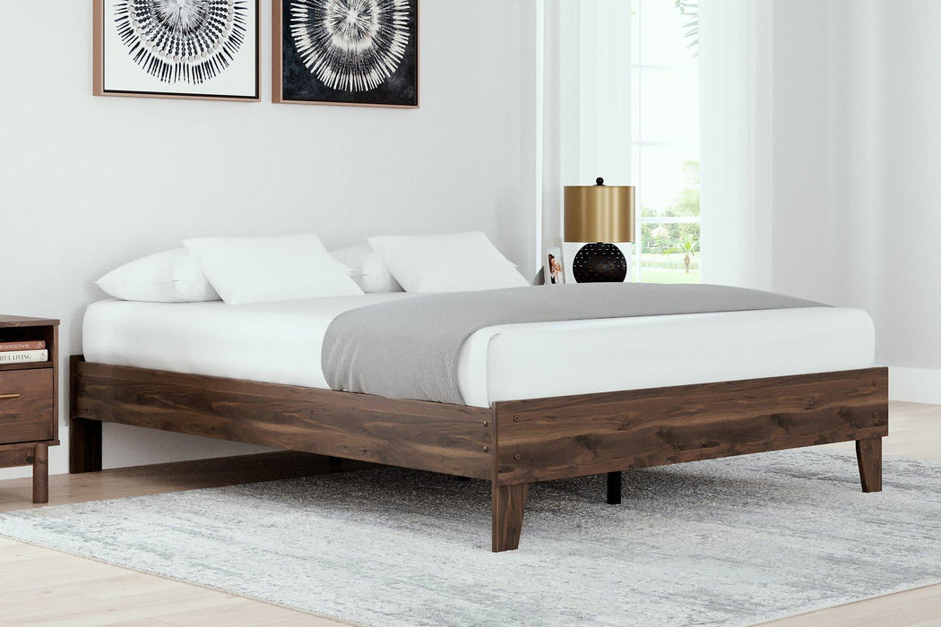 Calverson Panel Bed - De Avenue Furniture