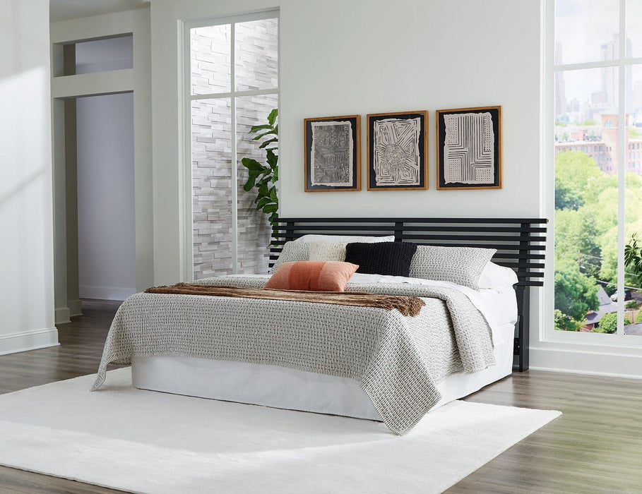 Danziar Slat Bed - De Avenue Furniture